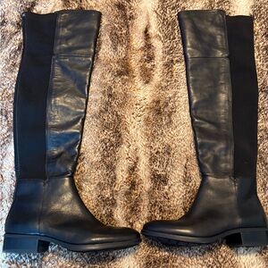 Black tall boots size 9? Leather Boots